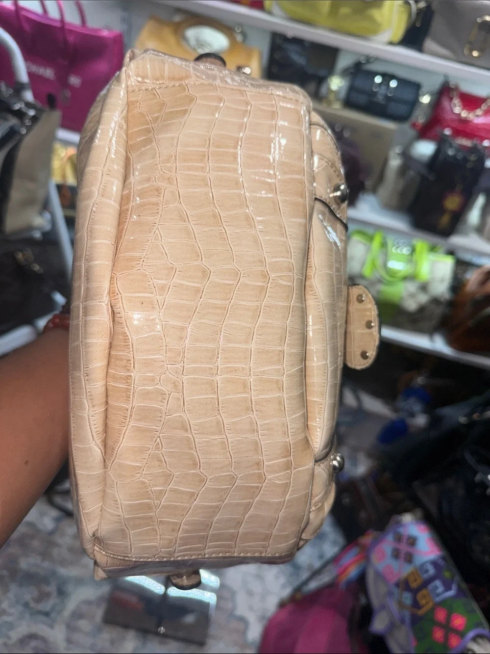 Guess Vintage  Croc-Embossed Beige Shoulder Hobo